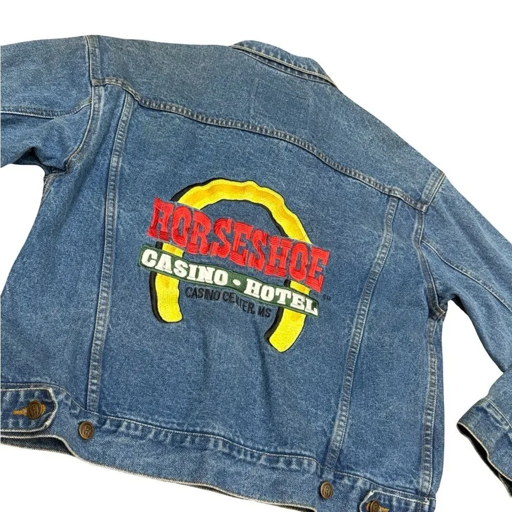 🧥🐎 Vintage Women’s Horseshoe Casino Hotel Embroidered Jean Jacket – Size M‎